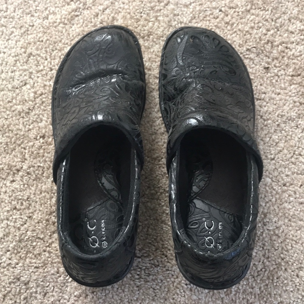 b.o.c. Peggy Clogs